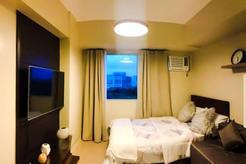 Zen Living Condo At Avida Atria Tower 2 伊洛伊洛 外观 照片