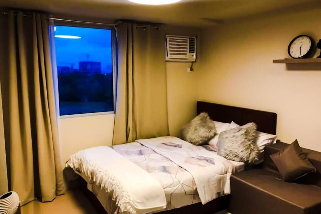 Zen Living Condo At Avida Atria Tower 2 伊洛伊洛 外观 照片